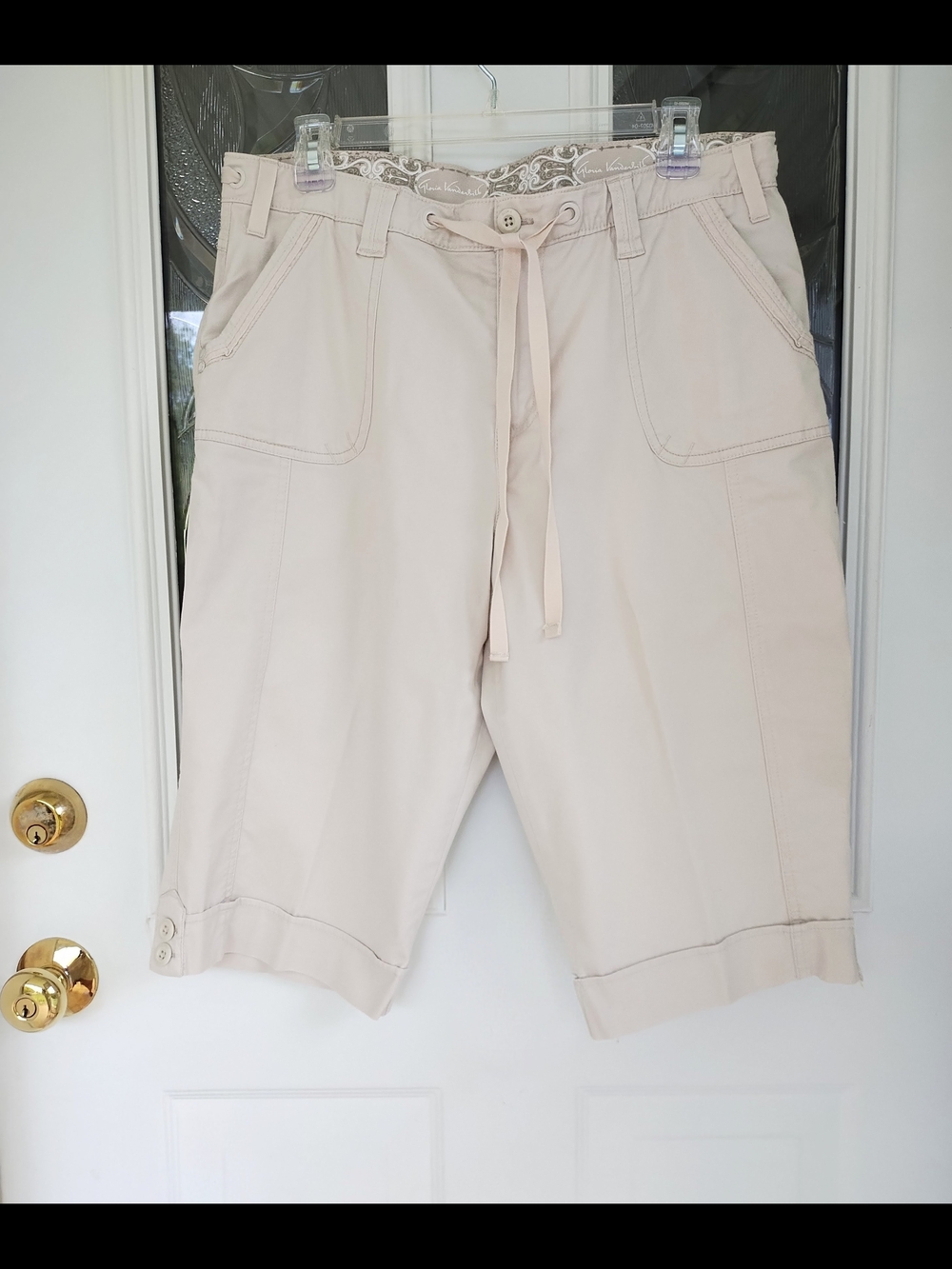 Gloria Vanderbilt Cream Cropped Drawstring Capri, Size 12